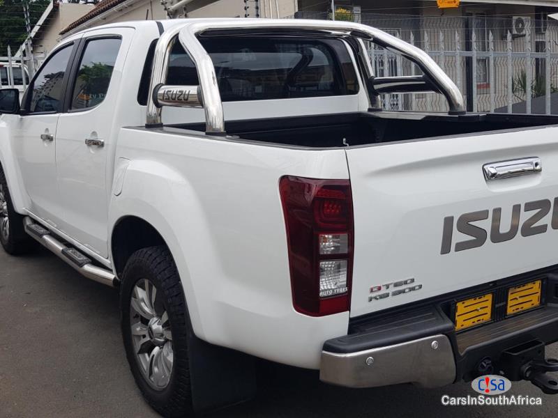 Isuzu Trooper 3.0 Automatic 2018 in South Africa