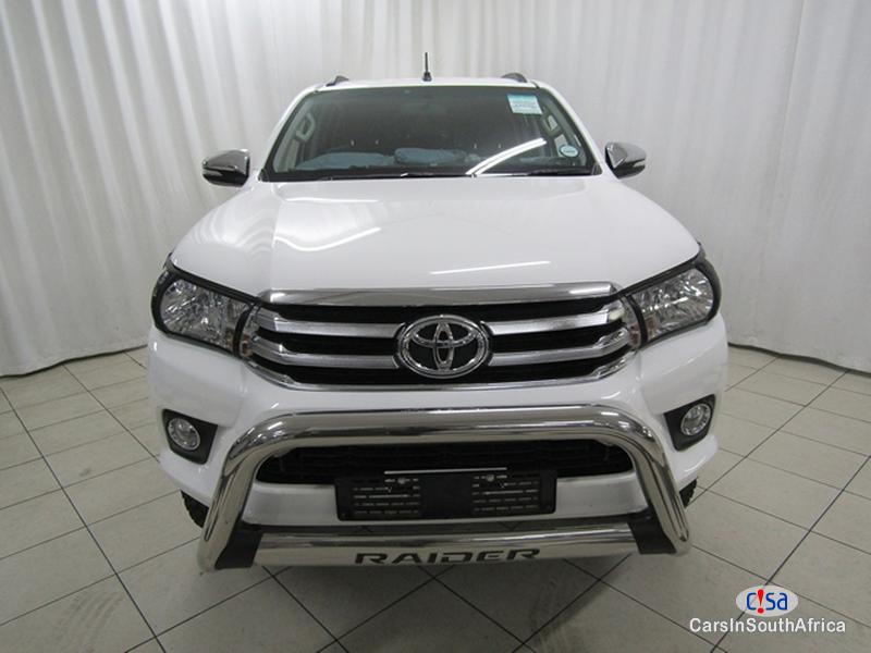 Toyota Hilux Manual 2018 - image 12