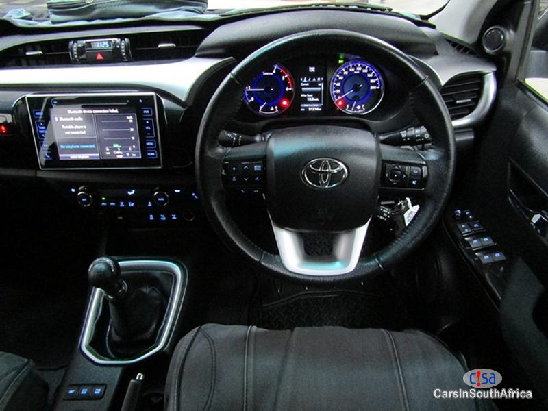 Toyota Hilux Manual 2018 in Mpumalanga - image
