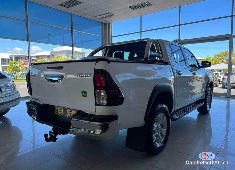 Toyota Hilux 2.8 Automatic 2016 in Northern Cape