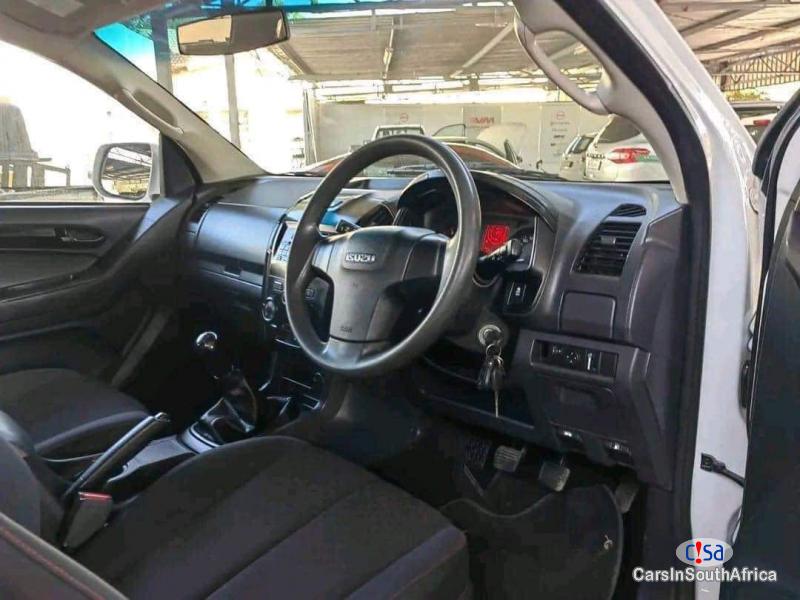 Isuzu KB250 2.5 Manual 2017 in South Africa