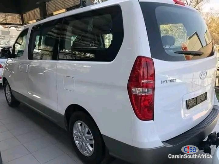 Hyundai H-1 2.5 / Whatsapp Call 068 346 6875 Automatic 2016 - image 2