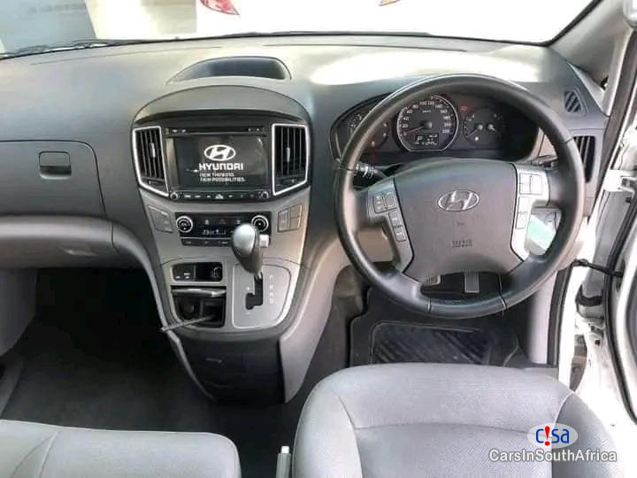 Hyundai H-1 2.5 / Whatsapp Call 068 346 6875 Automatic 2016 - image 3