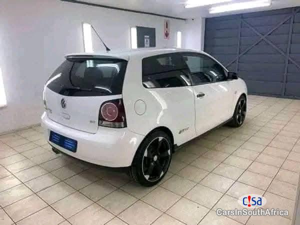 Volkswagen Polo 1.6 Manual 2013 - image 5