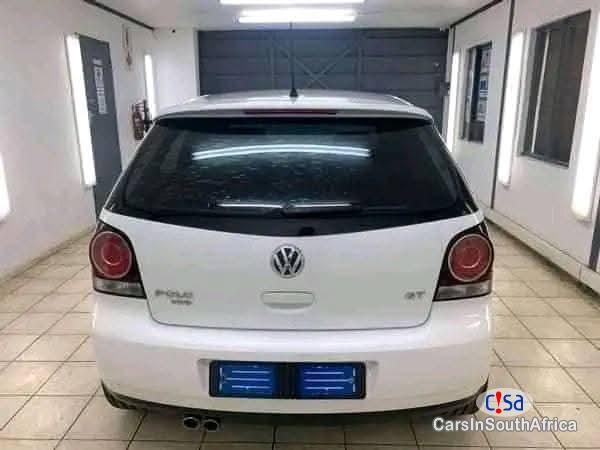 Volkswagen Polo 1.6 Manual 2013 - image 6