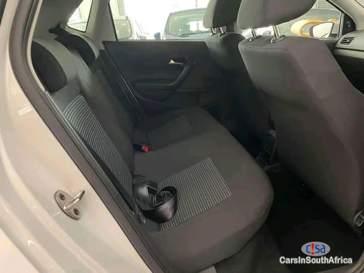 Volkswagen Polo 1.6 Automatic 2023 - image 4