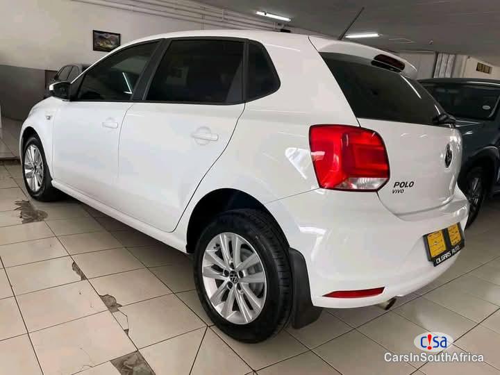 Volkswagen Polo 1.6 Automatic 2023 - image 6