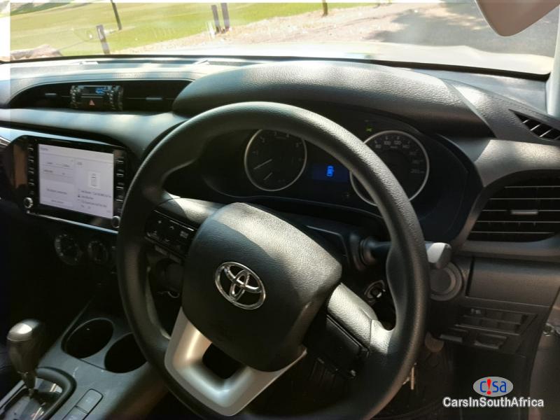 Toyota Hilux 2.4GD-6 Automatic 2018 - image 6