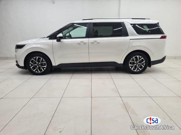 Kia Carnival 22 Automatic 2022 - image 3