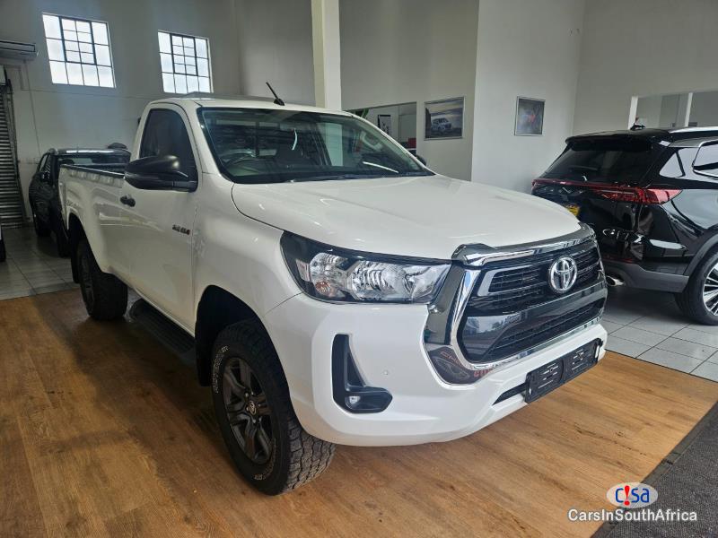 Toyota Hilux Automatic 2022 - image 2