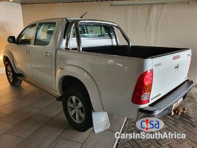 Toyota Hilux 3.0 Automatic 2010 - image 2