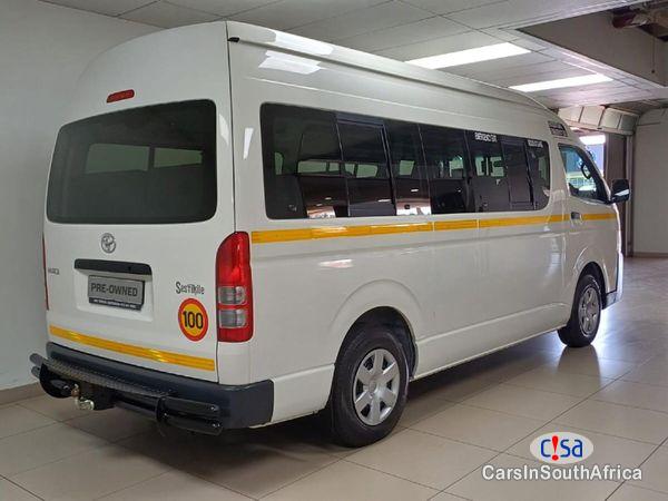 Toyota Quantum 2.5D-4D Sesifiki´re Manual 2023