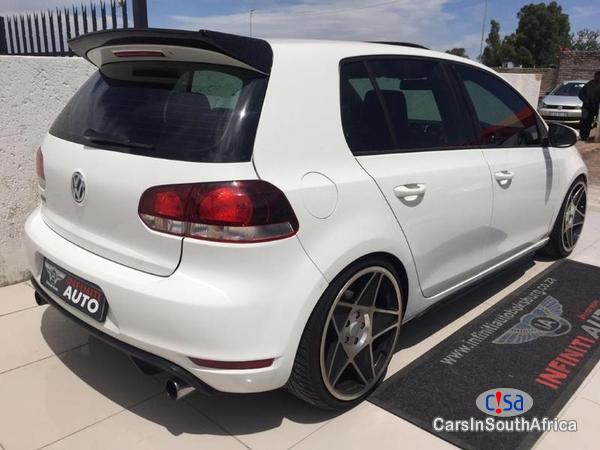 Volkswagen Golf Automatic 2010 - image 3