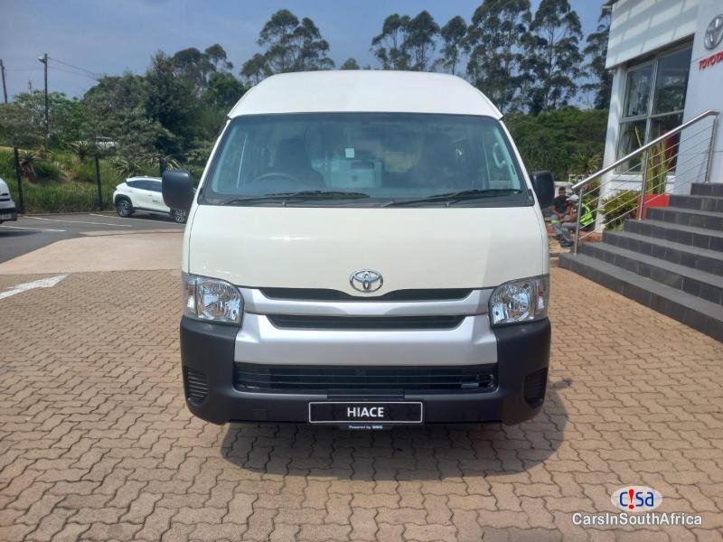 Picture of Toyota Quantum 2.5 D.4D Sesfikile 16-Seat Call Or WhatsApp 0683466875 Manual 2021