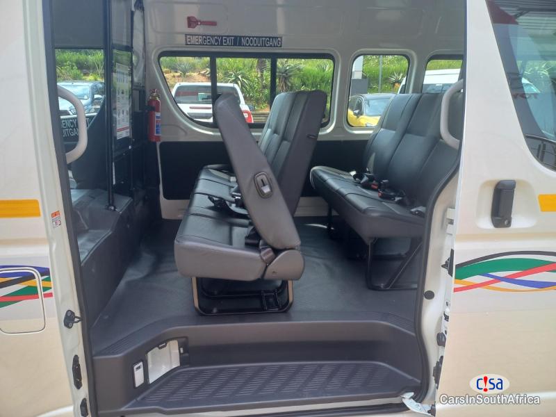 Toyota Quantum 2.5 D.4D Sesfikile 16-Seat Call Or WhatsApp 0683466875 Manual 2021 in Limpopo