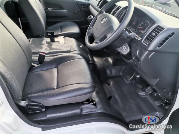 Picture of Toyota Quantum 2.5 D-4D Sesfikile 16-Seat Manual 2020 in Mpumalanga