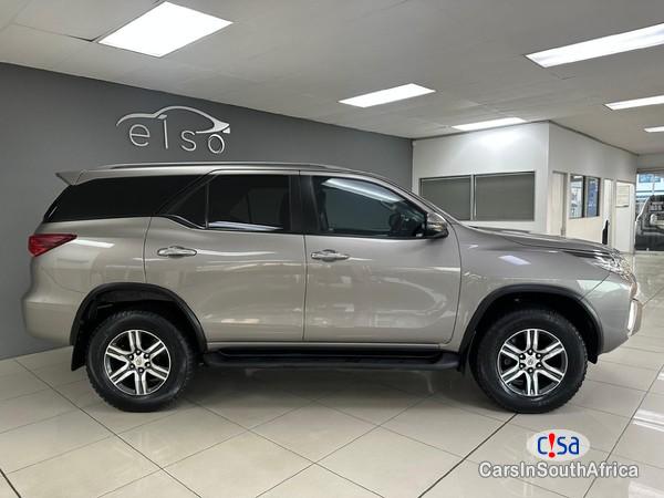 Toyota Fortuner 2.4 Call 081 494 5928 Automatic 2018 - image 4