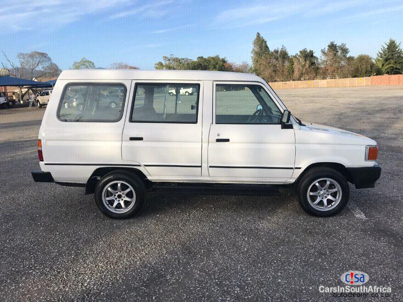 Toyota Venture 0783349415 Manual 1998 in South Africa