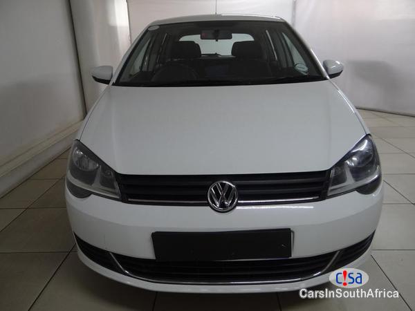 Volkswagen Polo 1.4 Manual 2015 - image 3