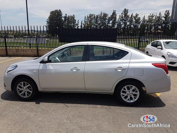 Nissan Almera Manual 2017 - image 3