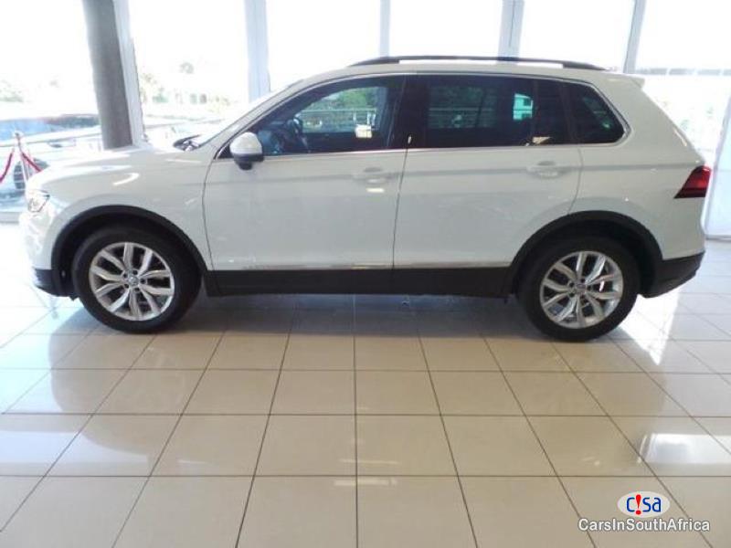 Volkswagen Tiguan Automatic 2013 - image 3