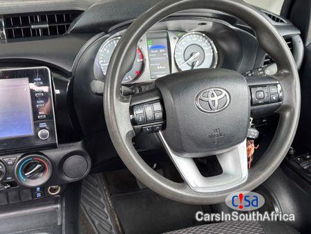 Toyota Hilux 2.4 GD-6 Raised Body Raider Single-Cab Call:0691808200 Automatic 2021 - image 5