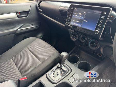Toyota Hilux 2.4 GD-6 Raised Body Raider Single-Cab Call:0691808200 Automatic 2021 - image 6