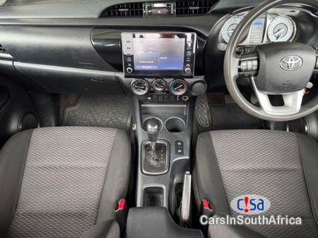 Toyota Hilux 2.4 GD-6 Raised Body Raider Single-Cab Call:0691808200 Automatic 2021 - image 7