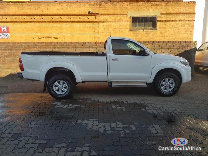 Toyota Hilux Manual 2011 in Gauteng
