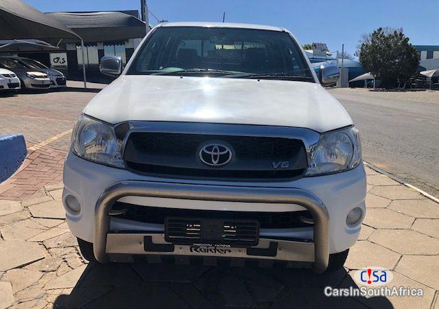 Toyota Hilux Manual 2013 in South Africa
