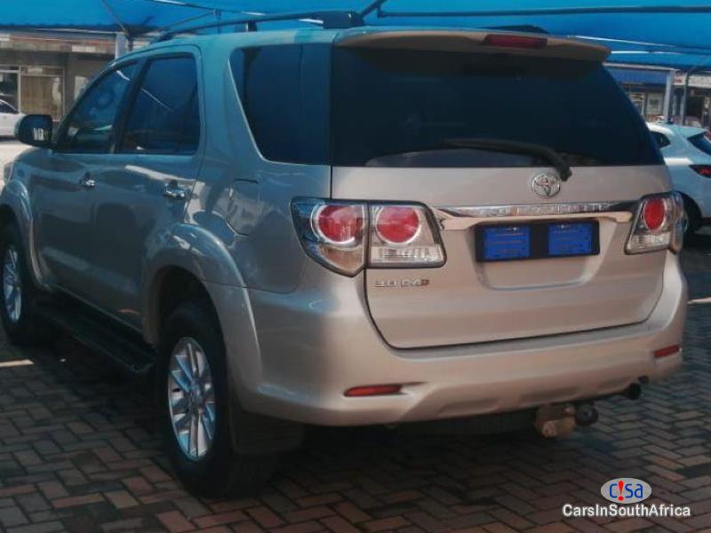 Toyota Fortuner 2.4 Manual 2013