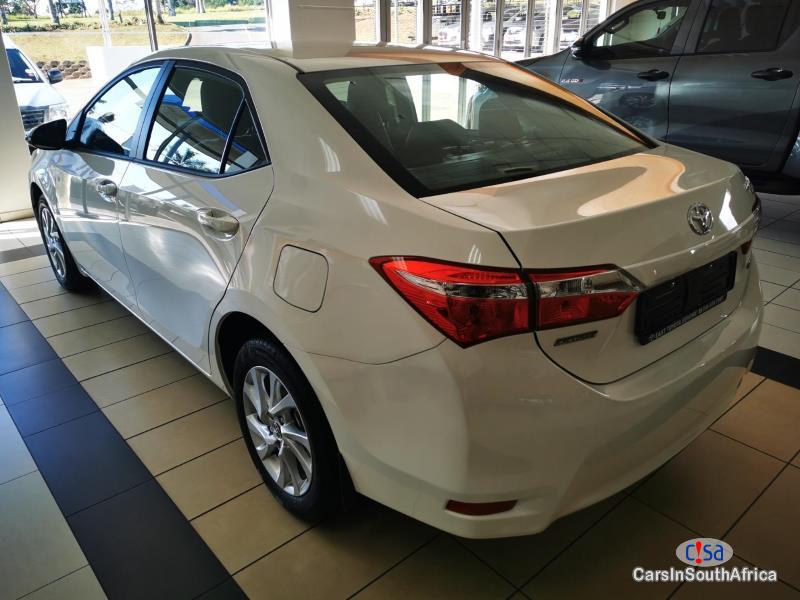 Pictures of Toyota Corolla 1.6 Automatic 2017