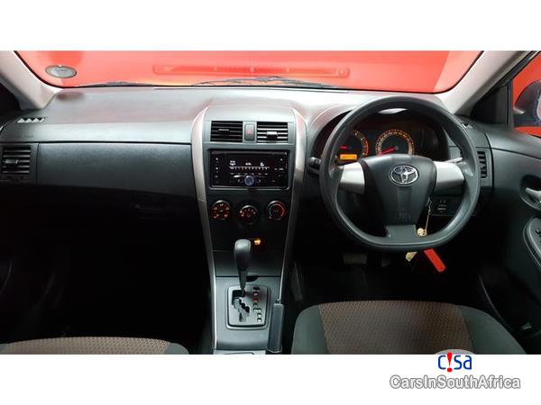 Toyota Corolla Manual 2016 - image 3