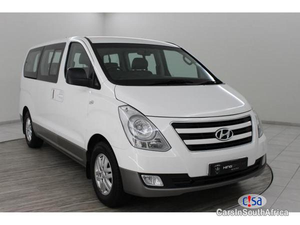 Pictures of Hyundai H-1 Automatic 2016