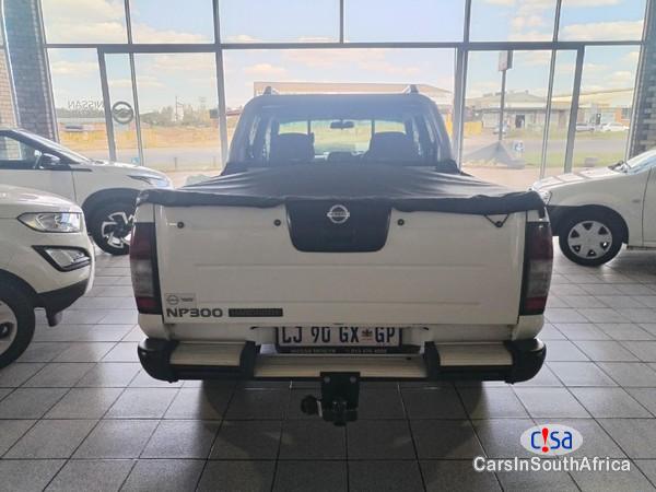 Nissan NP300 2.5 Nissan NP300 Call Or WhatsApp 0848069549 Manual 2017 - image 8