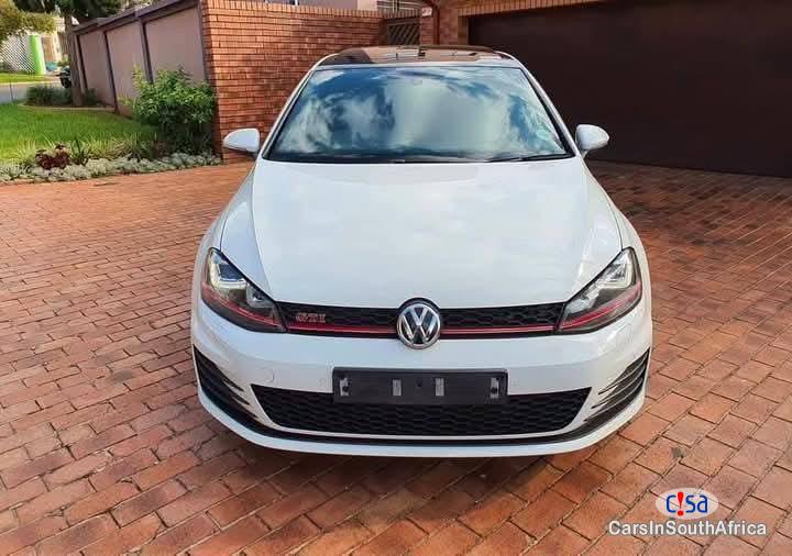 Volkswagen Golf 2.0 Automatic 2019 - image 3