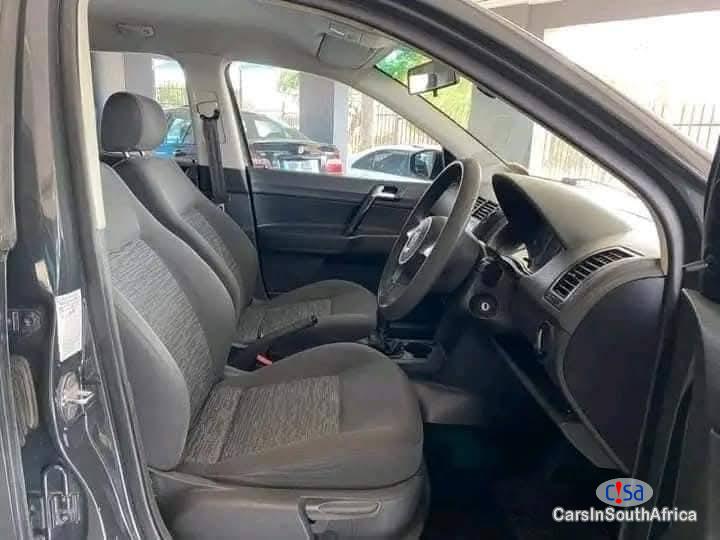 Volkswagen Polo Vivo 1.6 Manual 2014 - image 3