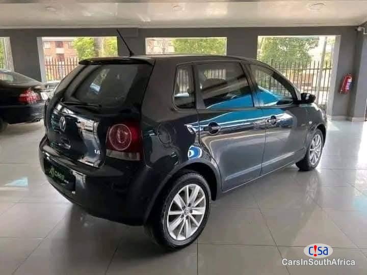 Volkswagen Polo Vivo 1.6 Manual 2014 - image 4
