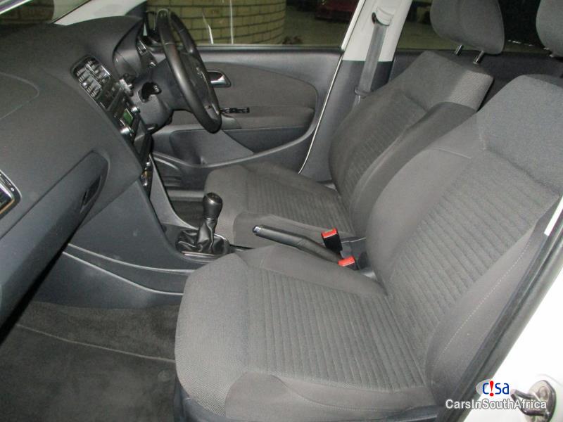 Volkswagen Polo 1.6 Comfortline (0684957752 Manual 2012 in South Africa