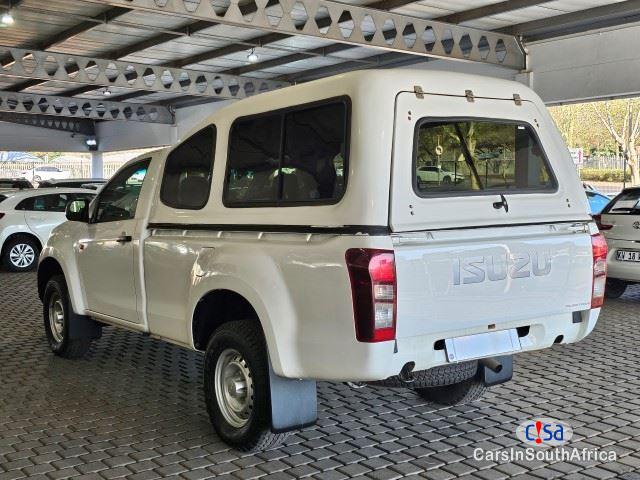 Isuzu D-Max 2.5 TD { 0817687830 } Safety Fleet-Side Manual 2021 in Northern Cape - image