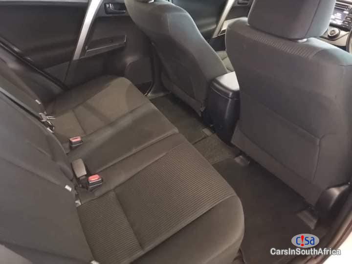 Toyota RAV-4 2.0 GX { 0817687830 } Automatic 2018 - image 4