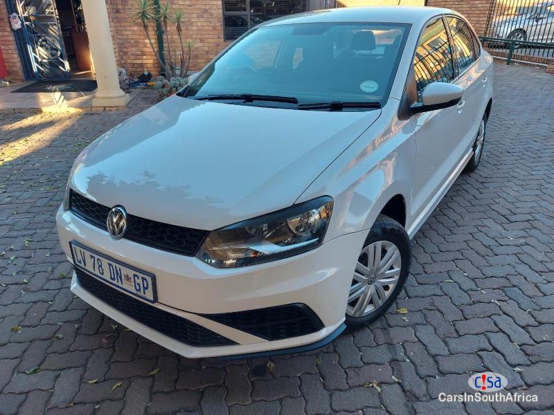 Volkswagen Polo 1.4 TREND-LINE POLO { 0817687830 } Manual 2020 - image 3