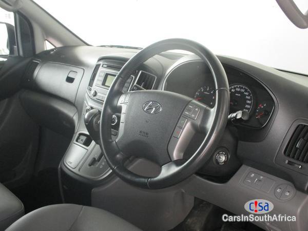 Hyundai H-1 Manual 2016 - image 5