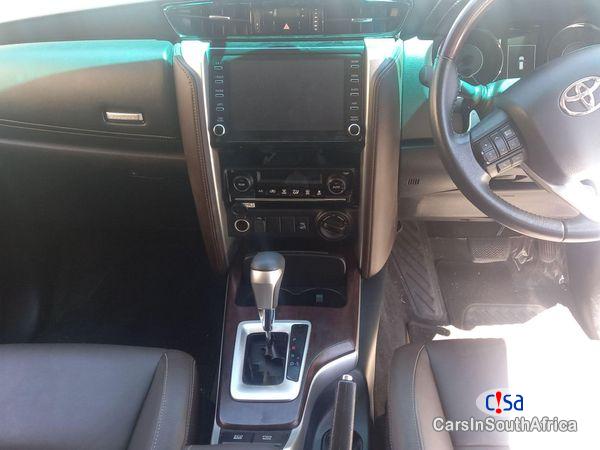 Toyota Fortuner 2.8 Automatic 2019 - image 6