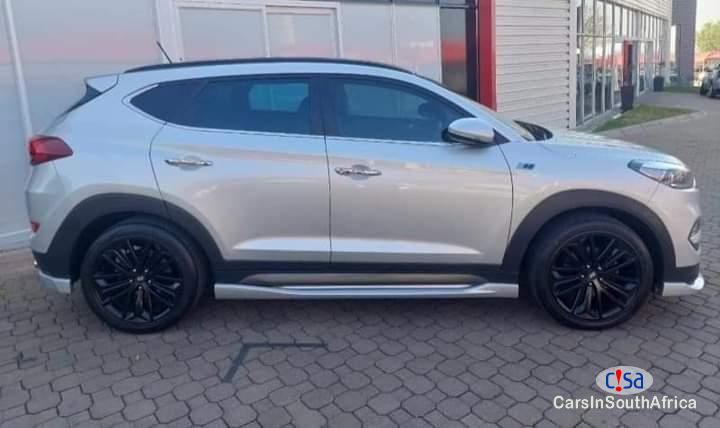 Hyundai Tucson 2.0 Automatic 2017 - image 3