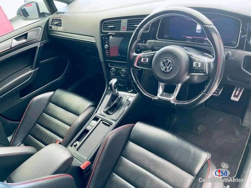 Volkswagen Golf 1.2tsi Automatic 2016 in South Africa