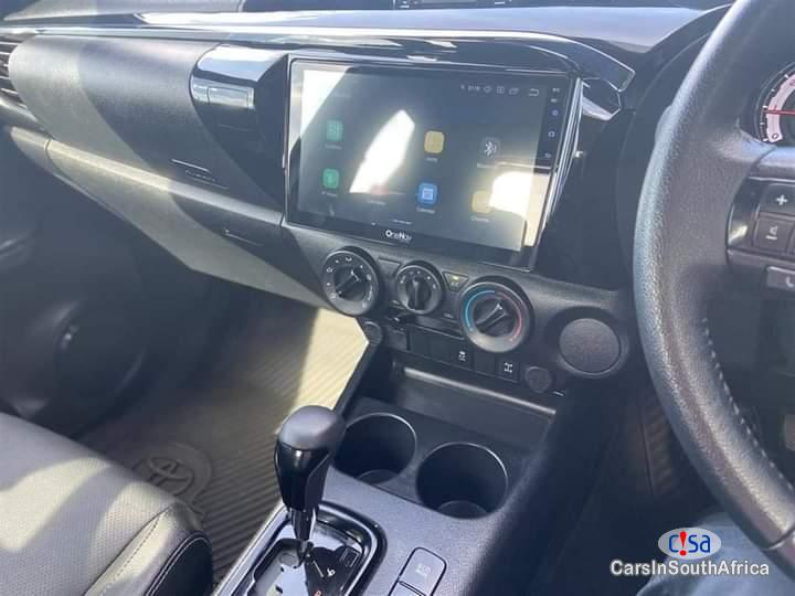 Toyota Hilux Manual 2020