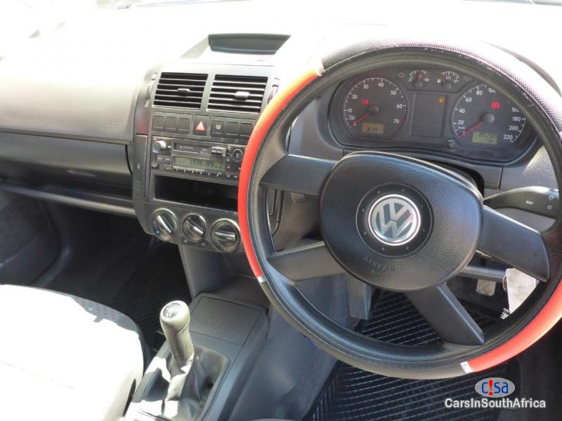 Volkswagen Polo 1.6 Manual 2009 - image 5