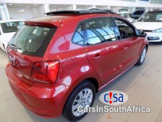 Volkswagen Polo Manual 2016 - image 2
