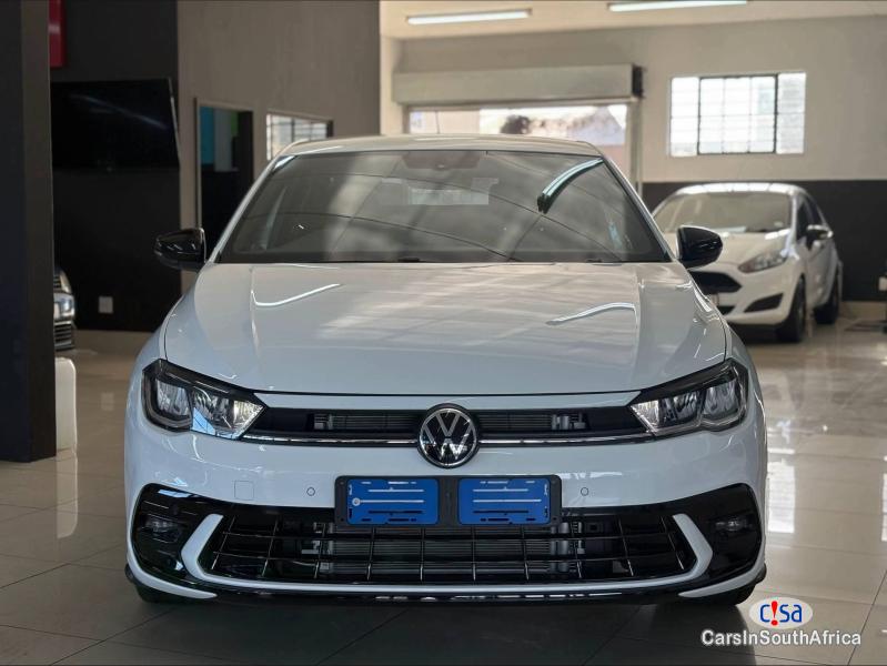Volkswagen Polo 1.0 TSI R-Line Automatic 2022 - image 2